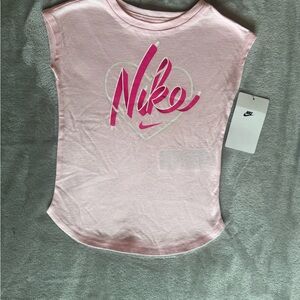 Nike Girls Pink Heart Logo T-Shirt Size 3T 2-3 Yrs Athletic Cut Short Sleeve NWT
